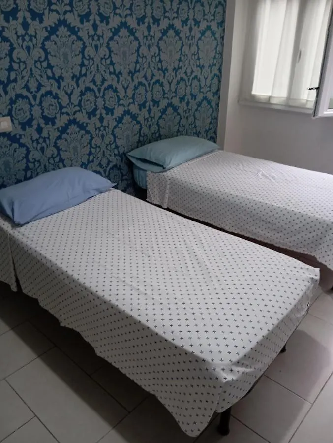 Appartamento Apartament Famagosta Milano 0*,  Italia
